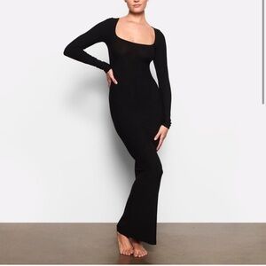 SKIMS SOFT LOUNGE LONG SLEEVE DRESS ONYX Large